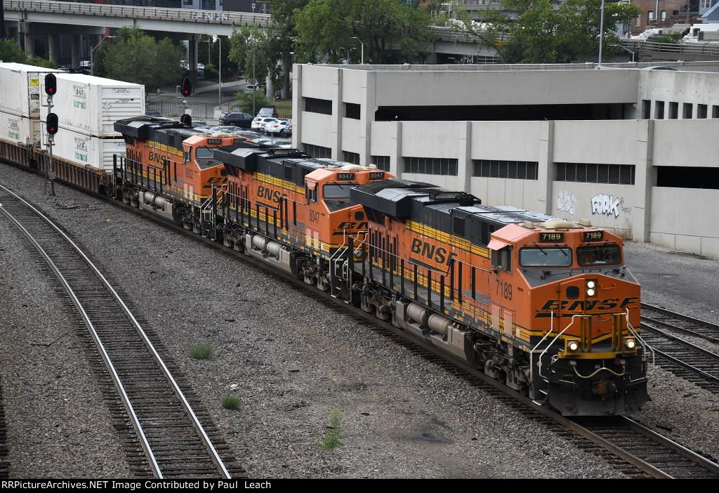 Intermodal rolls east